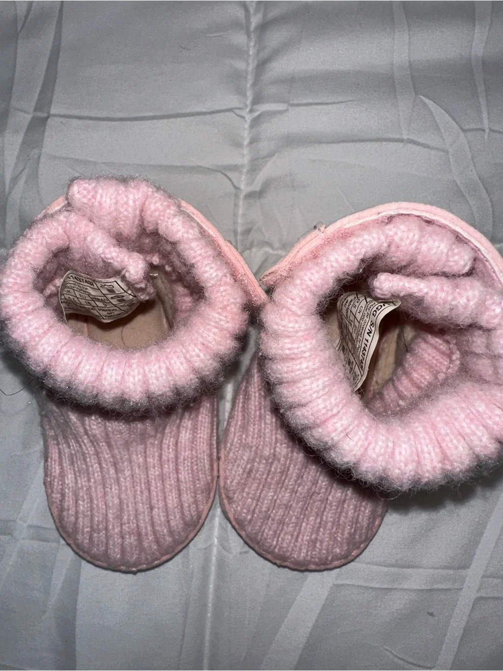 UGG | Baby Skylar Seashell Pink Knit Booties | Size 0/1 (0-6m)